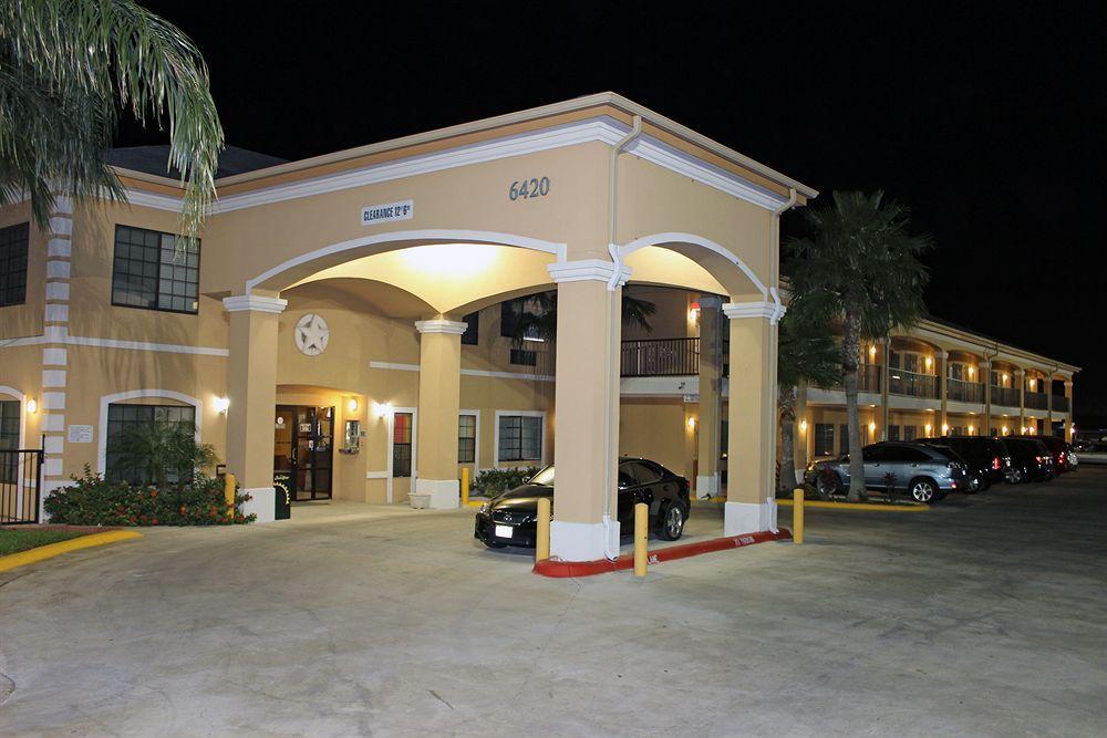 Texas Inn & Suites Mcallen At La Plaza Mall And Airport McAllen Exterior foto