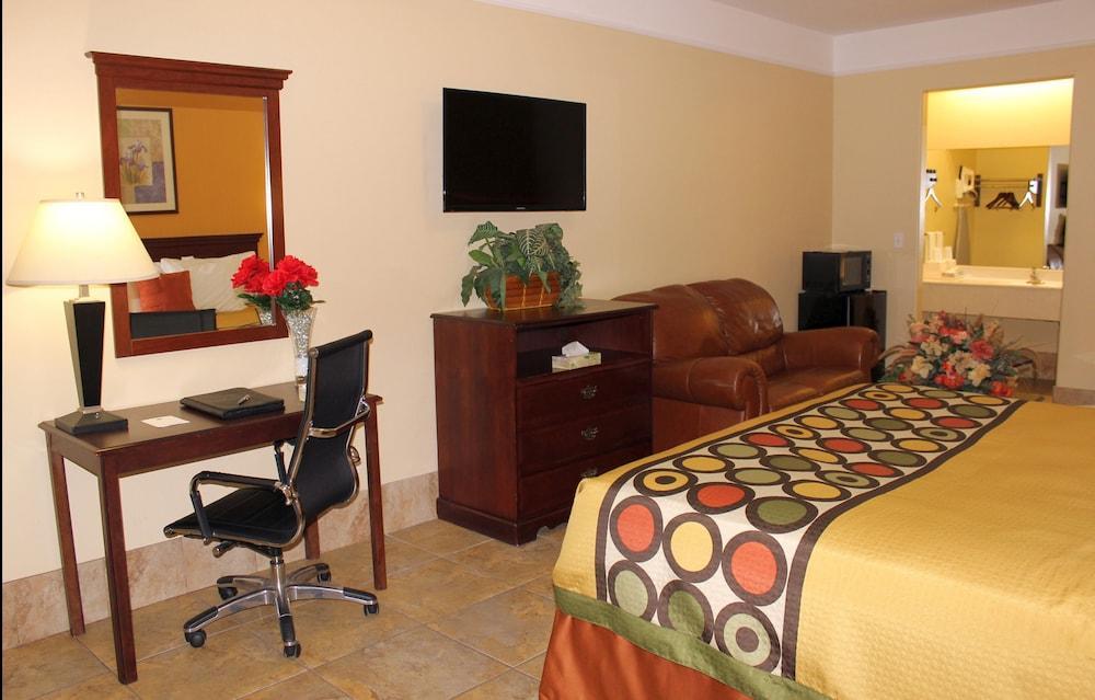Texas Inn & Suites Mcallen At La Plaza Mall And Airport McAllen Exterior foto